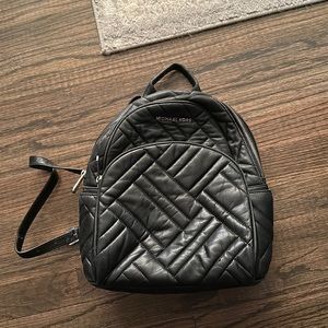 micheal kors back pack